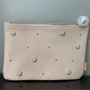 2/10$ 🍭 Brand new IPSY makeup bag